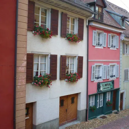 De Charme La Maison Des 5 Temps Bed and Breakfast