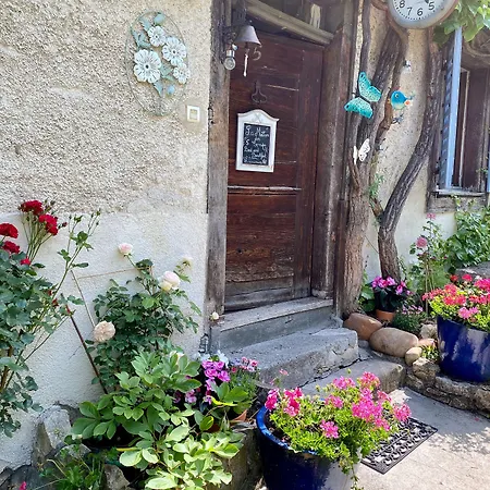 Bed and Breakfast De Charme La Maison Des 5 Temps Ferrette